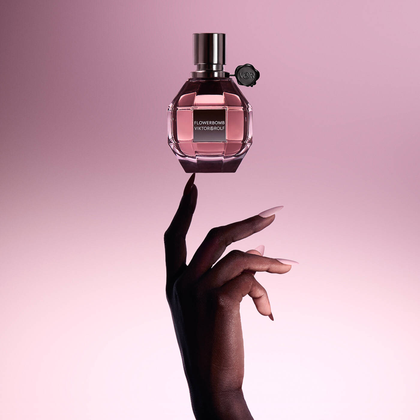 Flowerbomb Eau De Parfum by Viktor & Rolf - Image 3